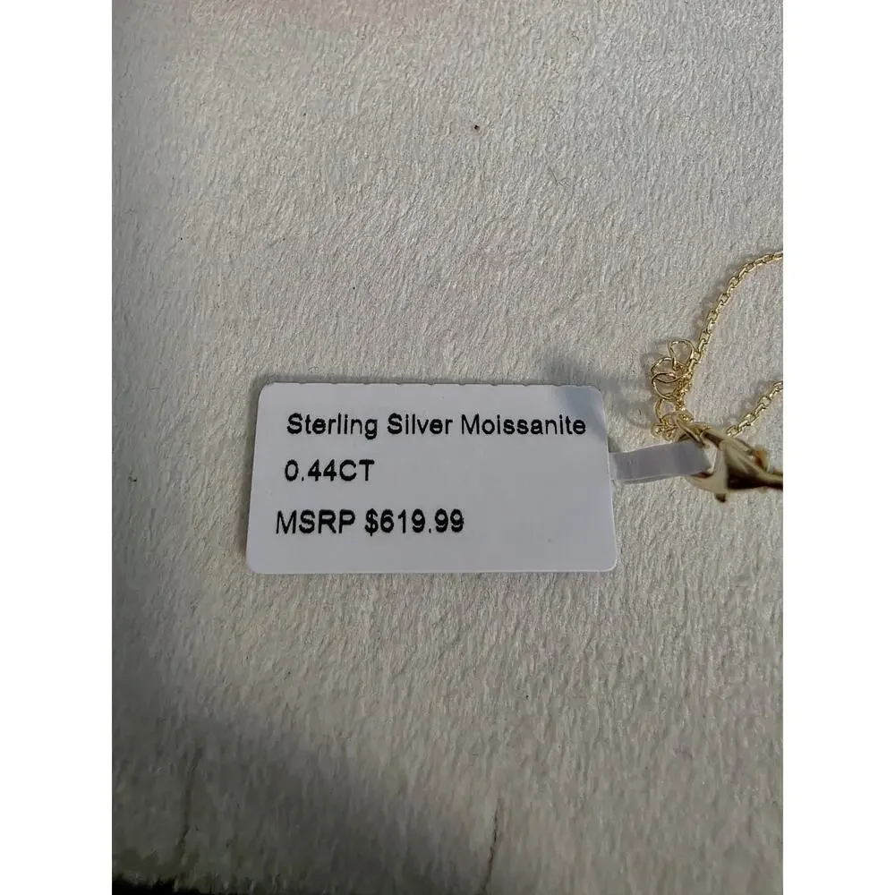 Mother of Pearl & 0.44ctw Moissanite Clover Bracelet | Gold over Silver (7-8